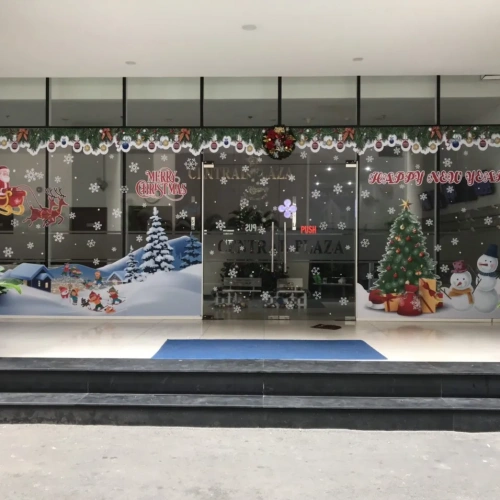 In dán kính trang trí